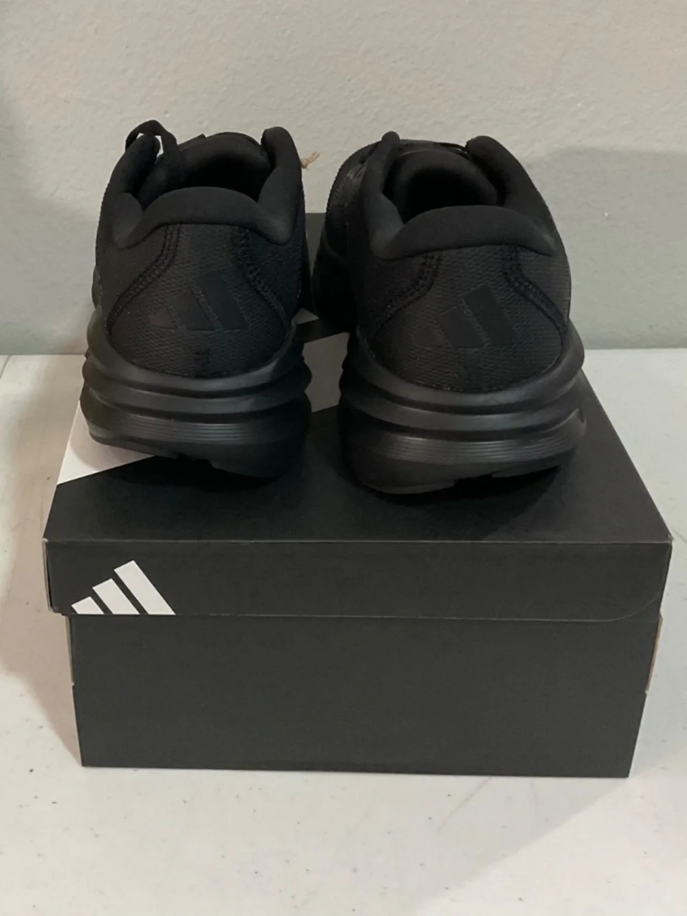 adidas men GALAXY 7 Running Shoes.